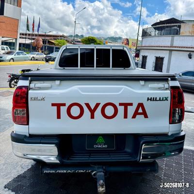Toyota Hilux 2024