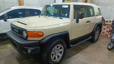 Toyota FJ Cruiser 2023