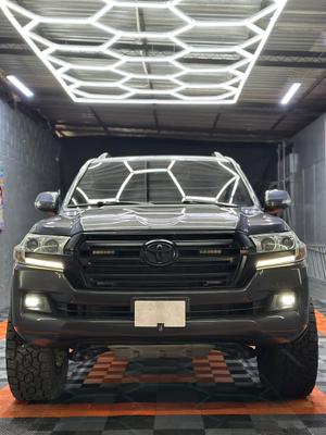Toyota Land Cruiser 2016