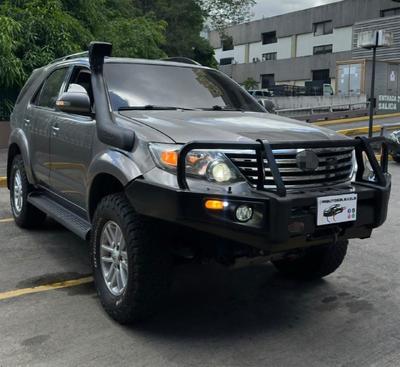 Toyota Fortuner 2017