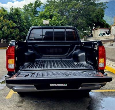 Mitsubishi Sportero 2025