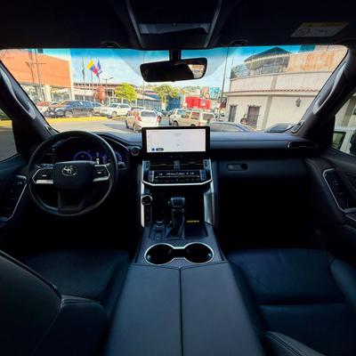 Toyota Land Cruiser 2025