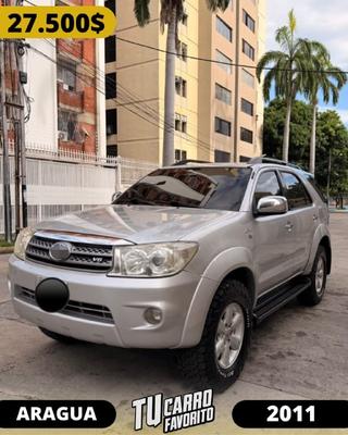 Toyota Fortuner 2011
