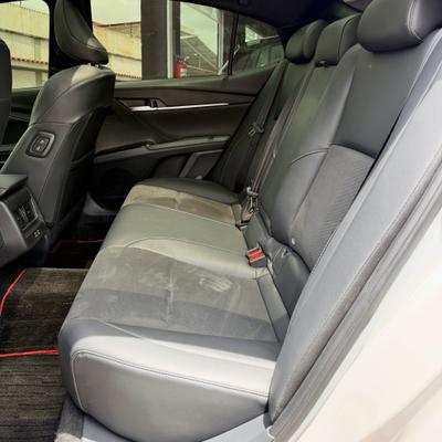 Toyota Camry 2025