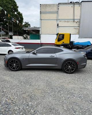 Chevrolet Camaro V6 RS 2021