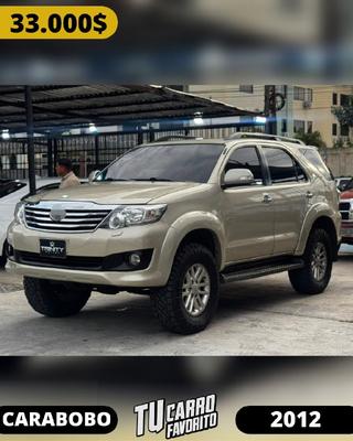 Toyota Fortuner 2012