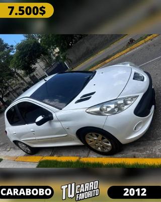 Peugeot 207 2012
