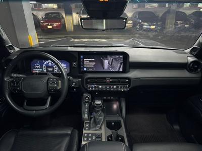Toyota Prado 2025