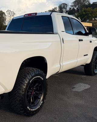 Toyota Tundra 2016
