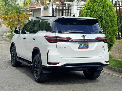 Toyota Fortuner 2023