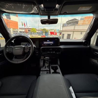 Toyota Land Cruiser 2025