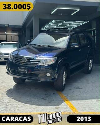 Toyota Fortuner 2013