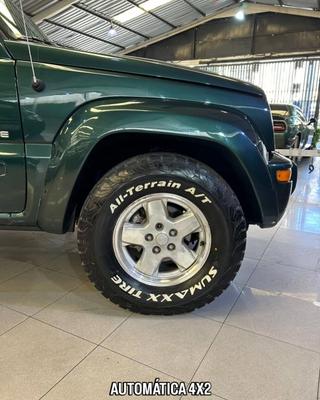 Jeep Cherokee 2004