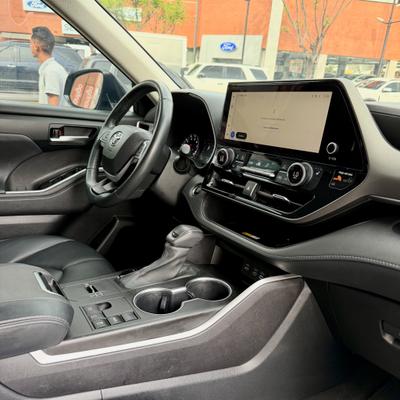 Toyota Highlander 2023