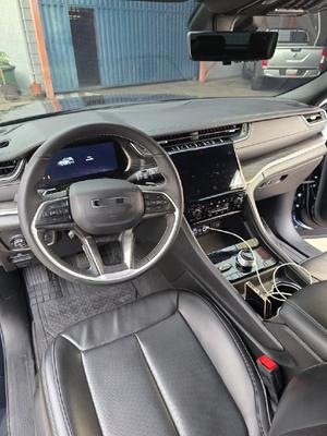 Jeep Grand Cherokee 2024