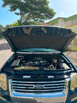 Ford Explorer 2011