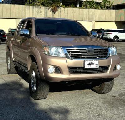 Toyota Hilux 2013