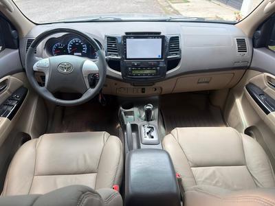 Toyota Fortuner 2013