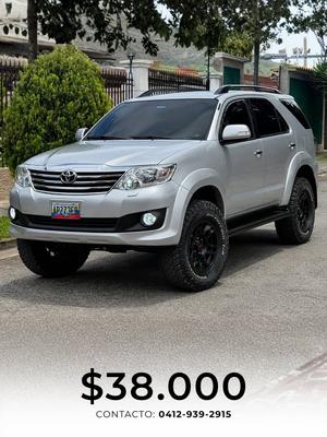 Toyota Fortuner 2013