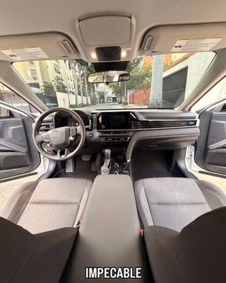 Toyota Camry 2025