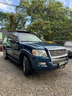 Ford Explorer 2010