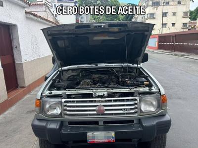 Mitsubishi Montero 2002