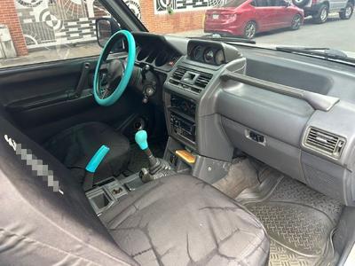 Mitsubishi Montero 2002