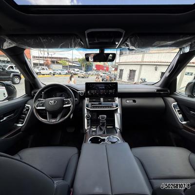 Toyota Land Cruiser 2025