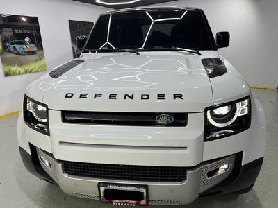 Land Rover Defender 2023