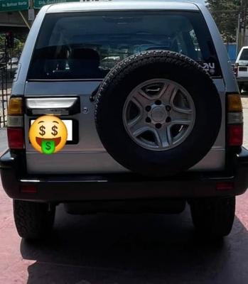 Toyota Meru 2008