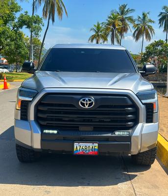 Toyota Tundra 2024