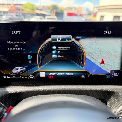 Mercedes-Benz AMG CLA 35 2023