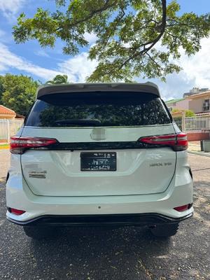 Toyota Fortuner 2025
