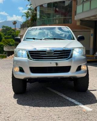 Toyota Hilux 2012