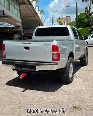 Toyota Hilux 2012