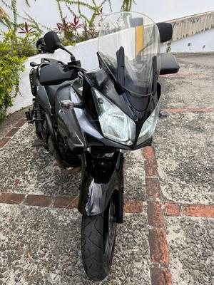 Suzuki V-Strom DL-650 2011