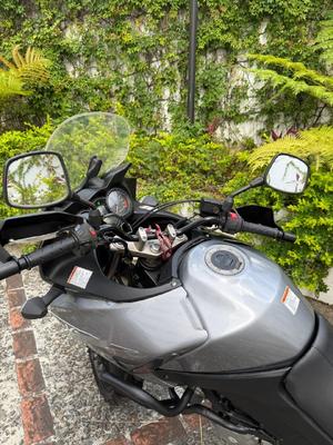 Suzuki V-Strom DL-650 2011