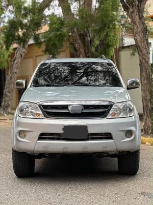 Toyota Fortuner 2008