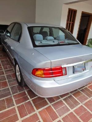 Kia Optima 2001