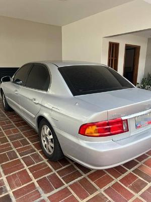 Kia Optima 2001