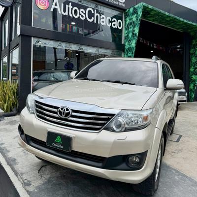 Toyota Fortuner 2013