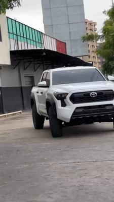 Toyota Tacoma 2025