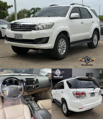 Toyota Fortuner 2013