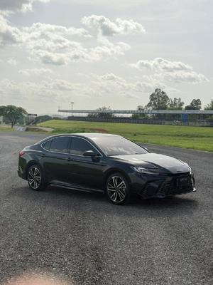 Toyota Camry 2025