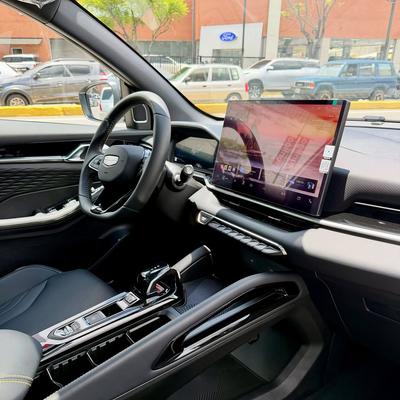 Geely Coolray 2025