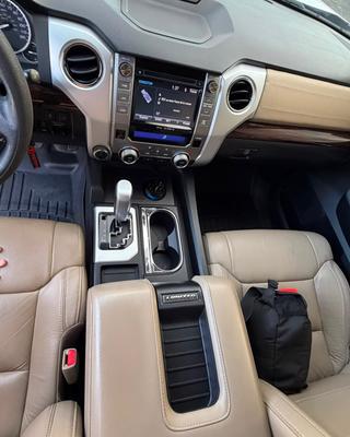 Toyota Tundra 2016