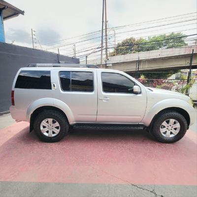 Nissan Pathfinder 2007