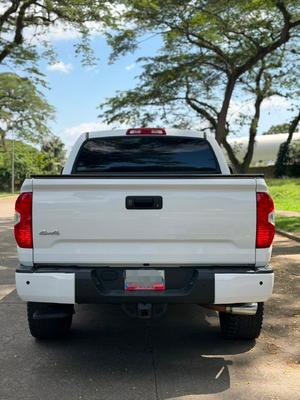 Toyota Tundra 2015