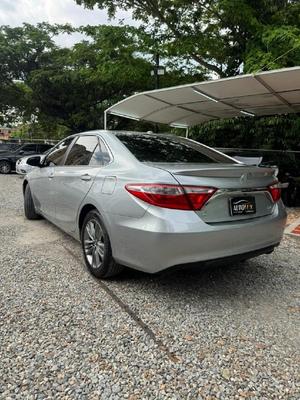 Toyota Camry 2015