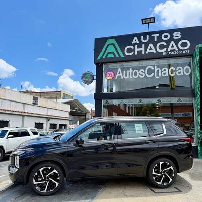 Mitsubishi Outlander 2025